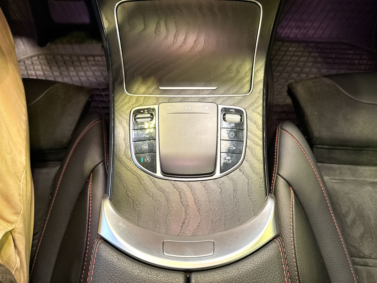 2023 Mercedes-Benz GLC300