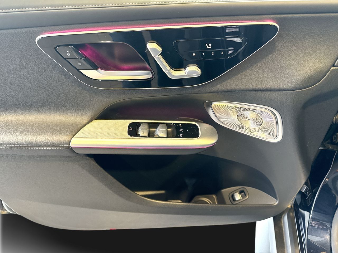 2023 Mercedes-Benz GLC300