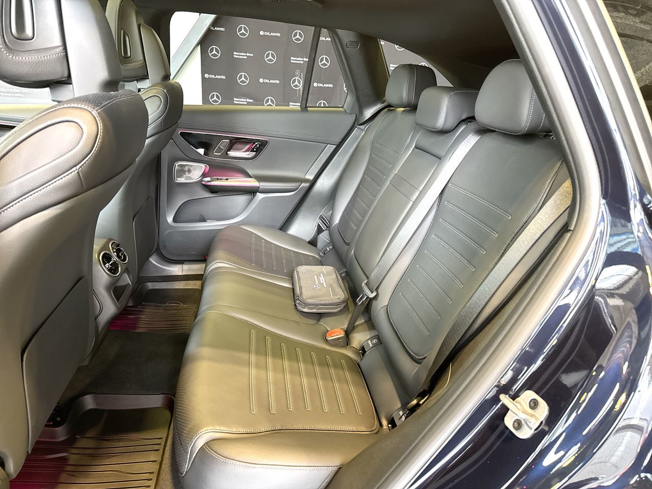 2023 Mercedes-Benz GLC300