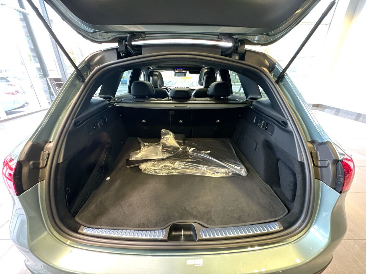 2025 Mercedes-Benz GLC300 in Vancouver, British Columbia