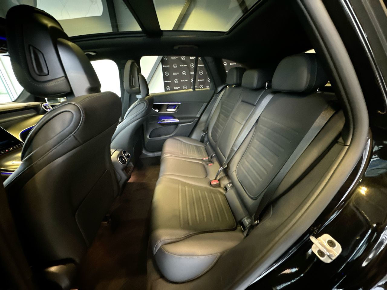 2025 Mercedes-Benz GLC300 in Vancouver, British Columbia