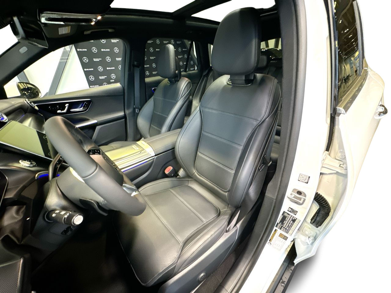 2025 Mercedes-Benz GLC300 in Vancouver, British Columbia