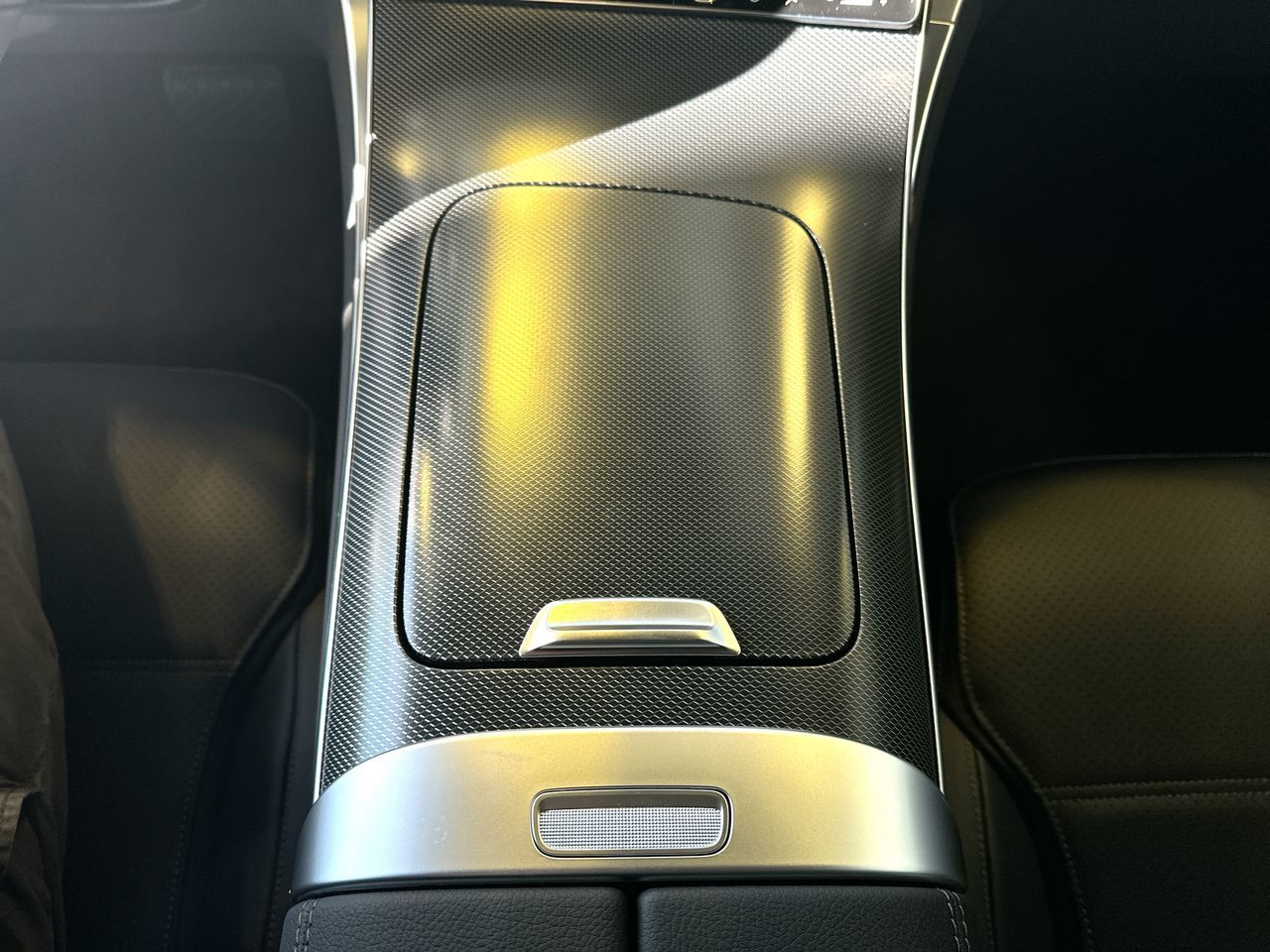 2025 Mercedes-Benz GLC300 in Vancouver, British Columbia