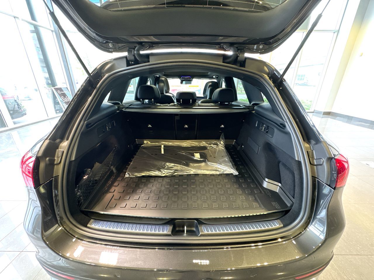 Mercedes-Benz GLC300  2025 à Vancouver, Colombie-Britannique