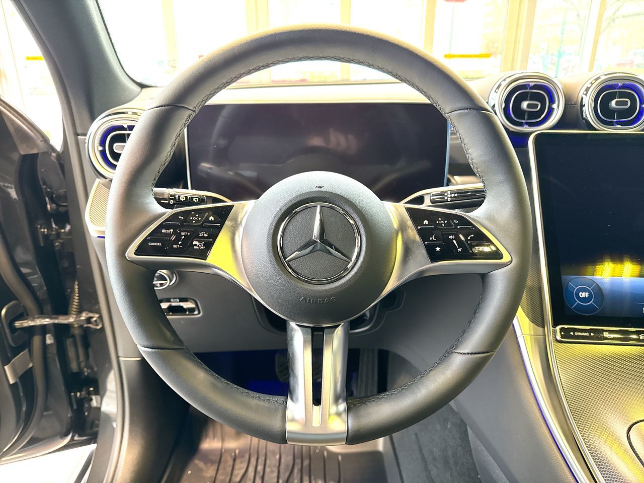 Mercedes-Benz GLC300  2025 à Vancouver, Colombie-Britannique