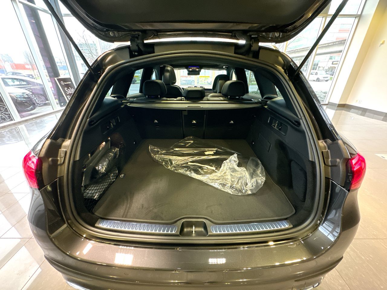 2025 Mercedes-Benz GLC300 in Vancouver, British Columbia