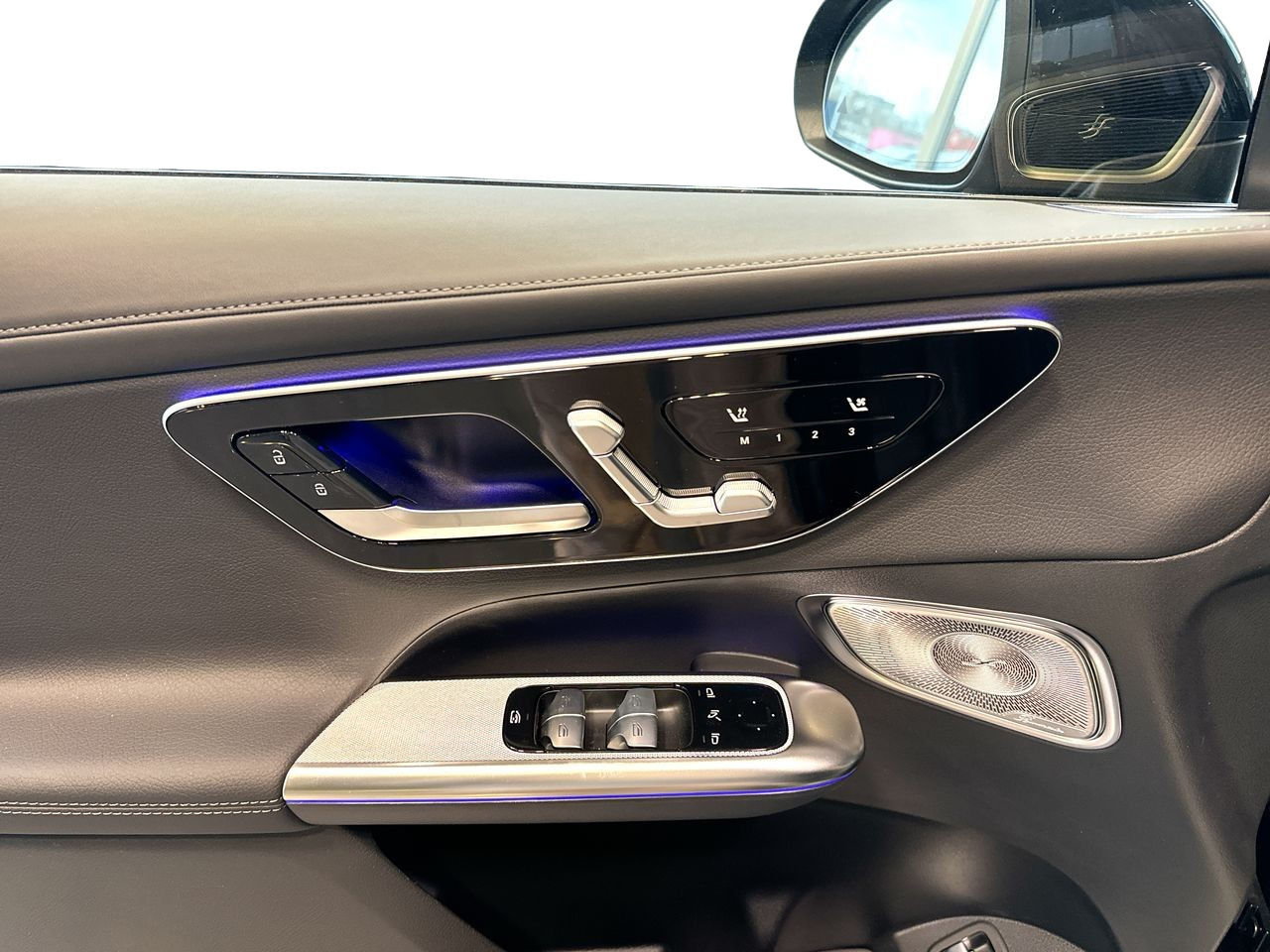 2025 Mercedes-Benz GLC300 in Vancouver, British Columbia