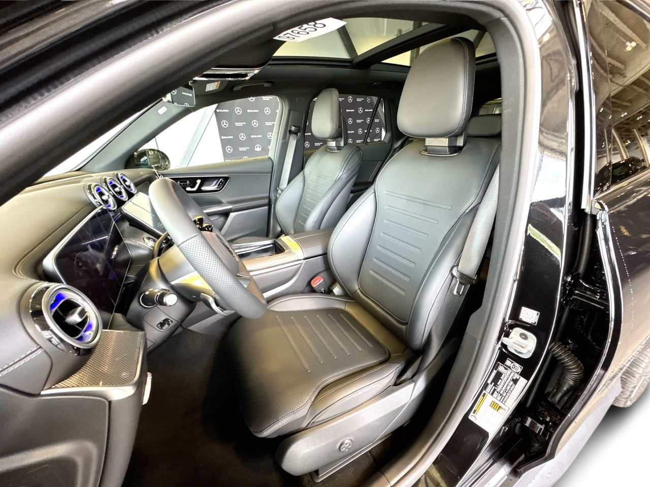 2025 Mercedes-Benz GLC300 in Vancouver, British Columbia
