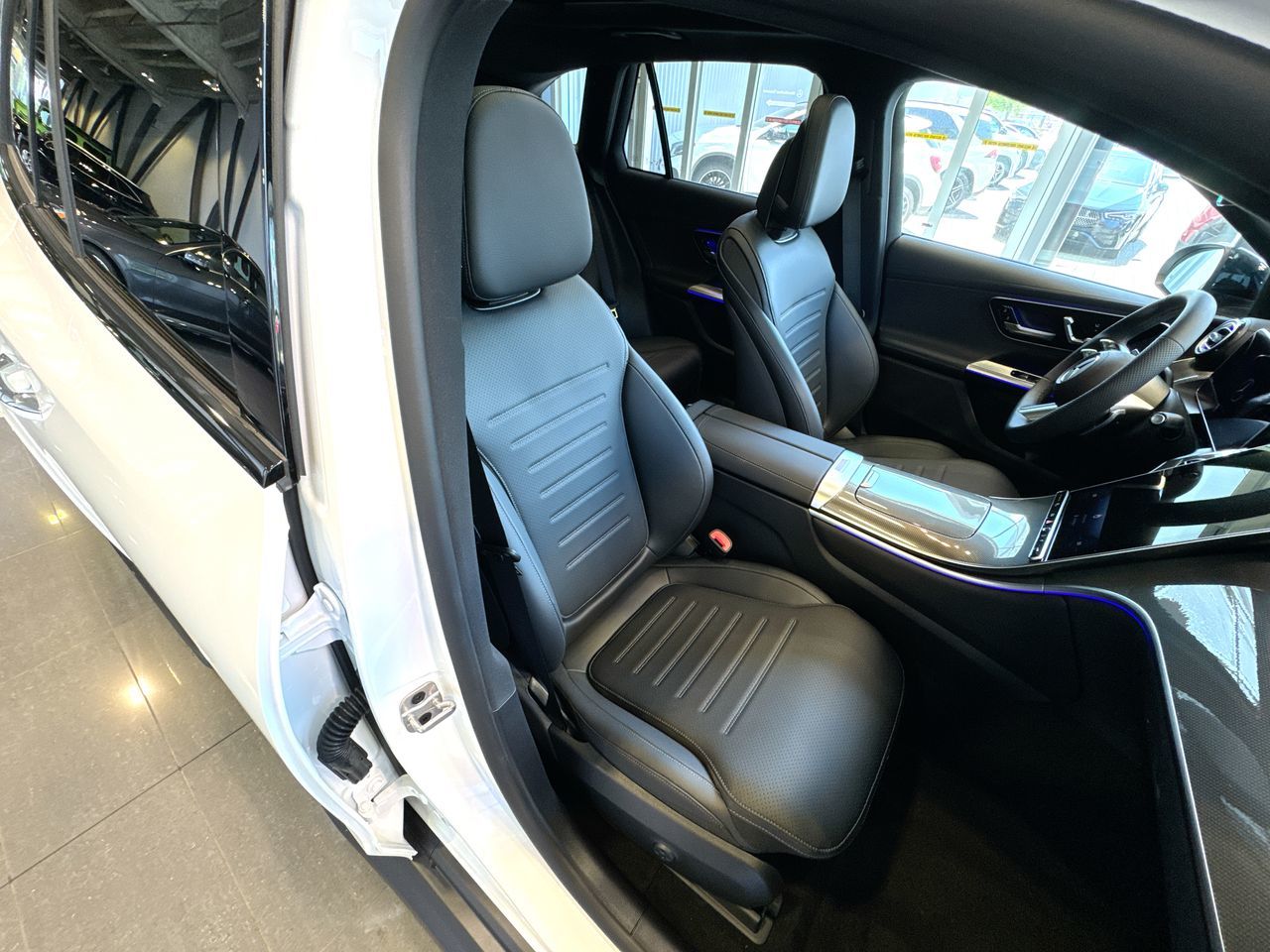 2025 Mercedes-Benz GLC300 in Vancouver, British Columbia