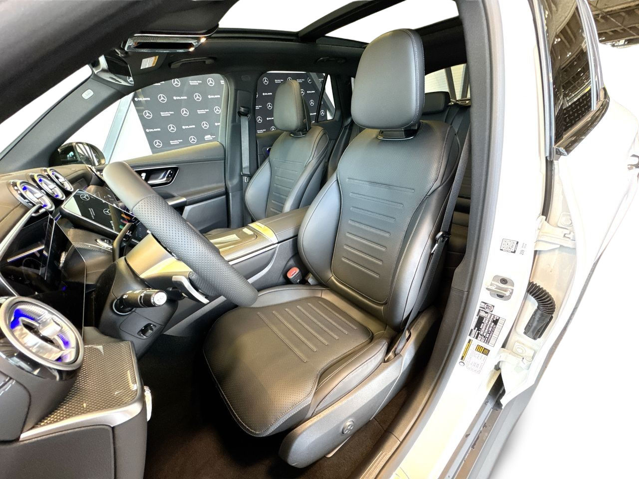 2025 Mercedes-Benz GLC300 in Vancouver, British Columbia