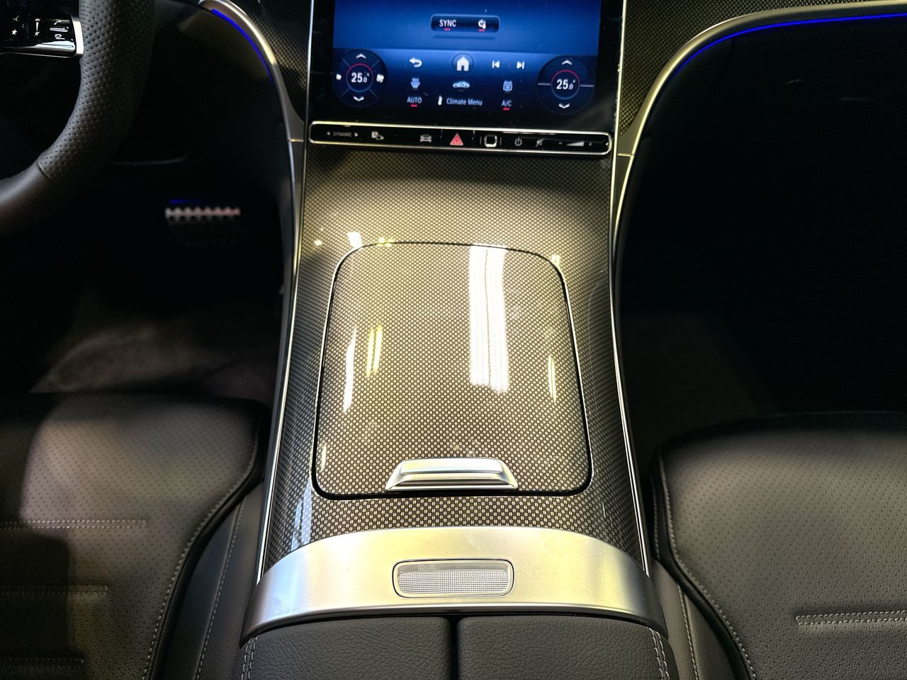 2025 Mercedes-Benz GLC300 in Vancouver, British Columbia