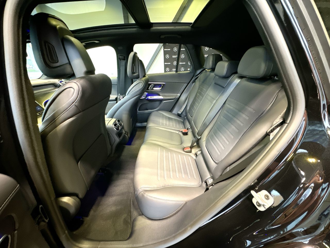 2025 Mercedes-Benz GLC300 in Vancouver, British Columbia