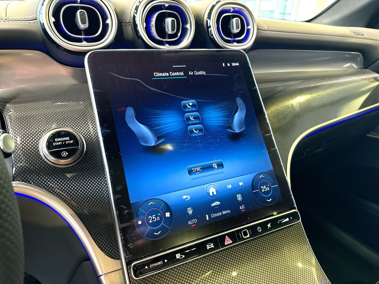 2025 Mercedes-Benz GLC300 in Vancouver, British Columbia