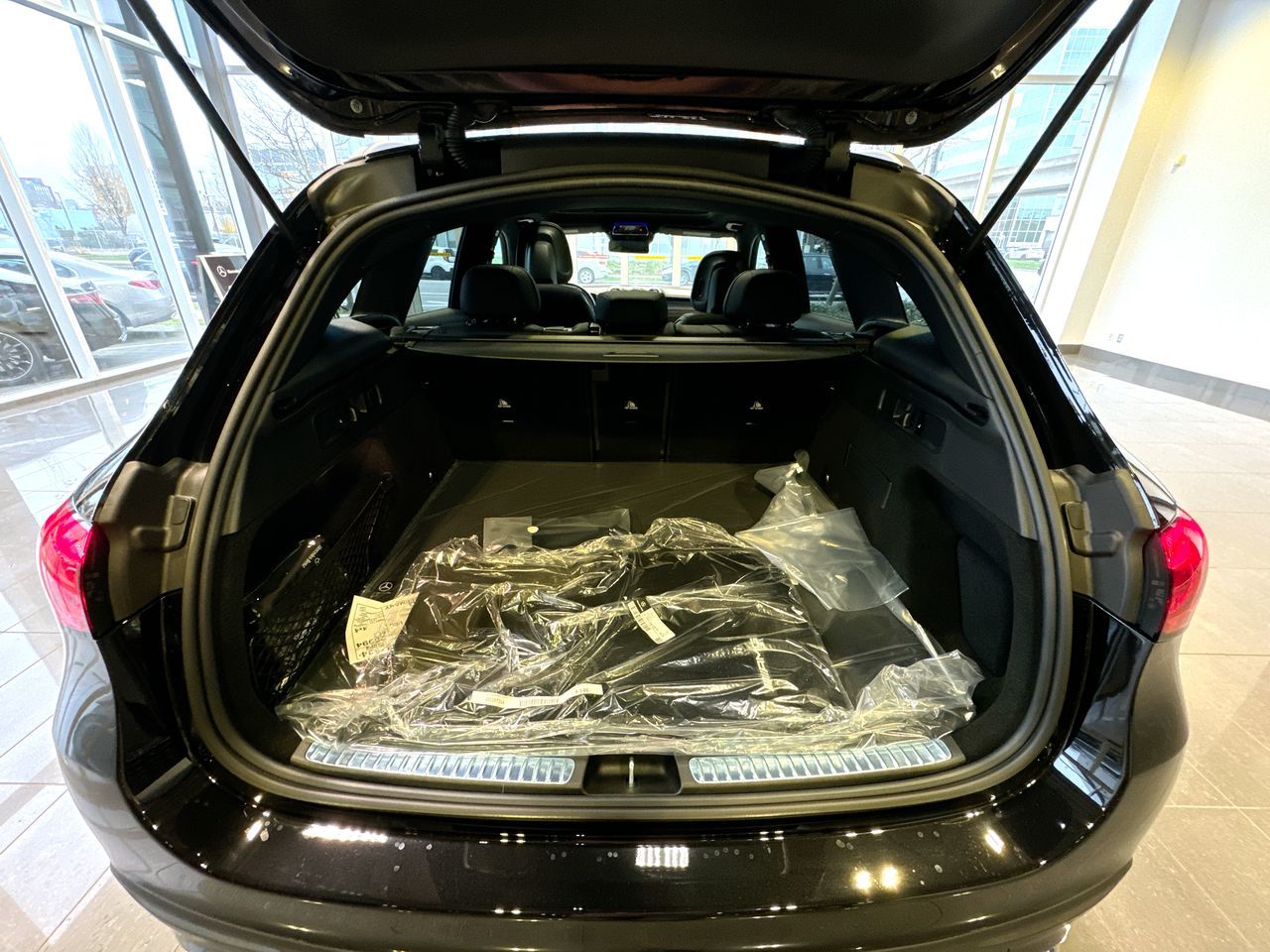 2025 Mercedes-Benz GLC300 in Vancouver, British Columbia
