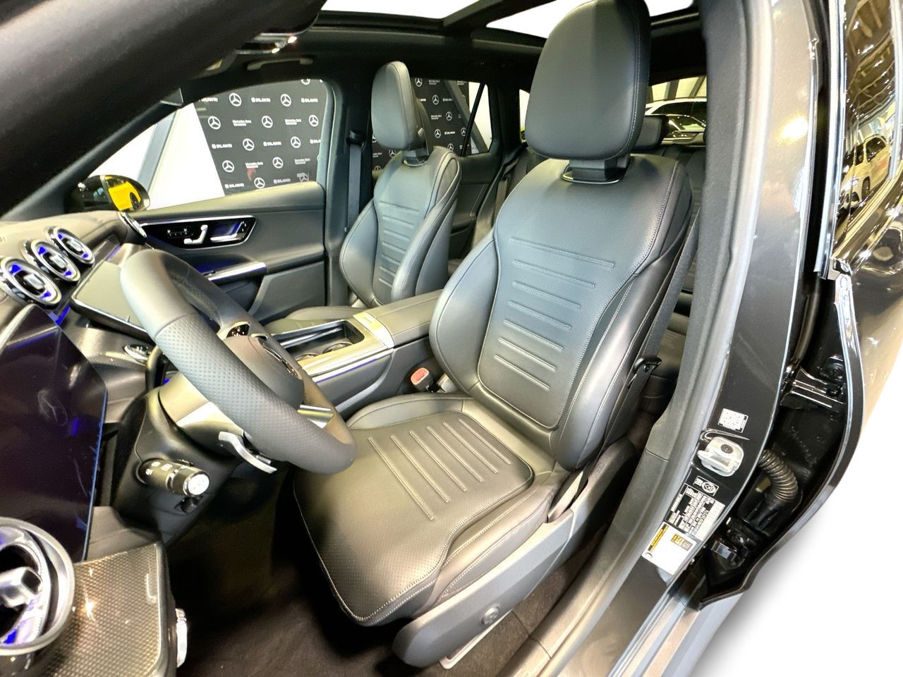 2025 Mercedes-Benz GLC300 in Vancouver, British Columbia