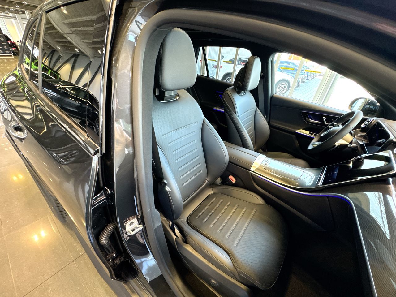 Mercedes-Benz GLC  2025 à Vancouver, Colombie-Britannique