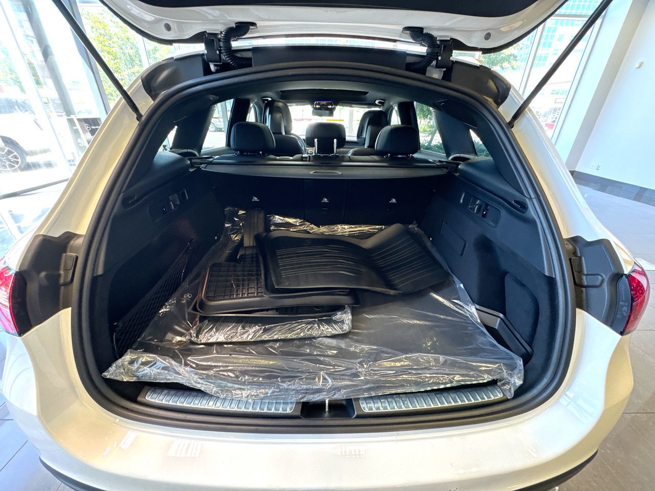 2025 Mercedes-Benz GLC in Vancouver, British Columbia