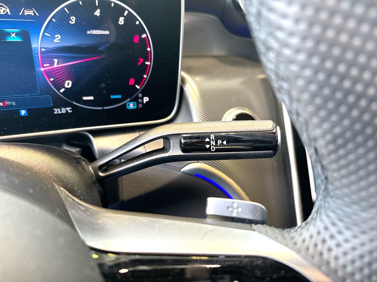 2025 Mercedes-Benz GLC300