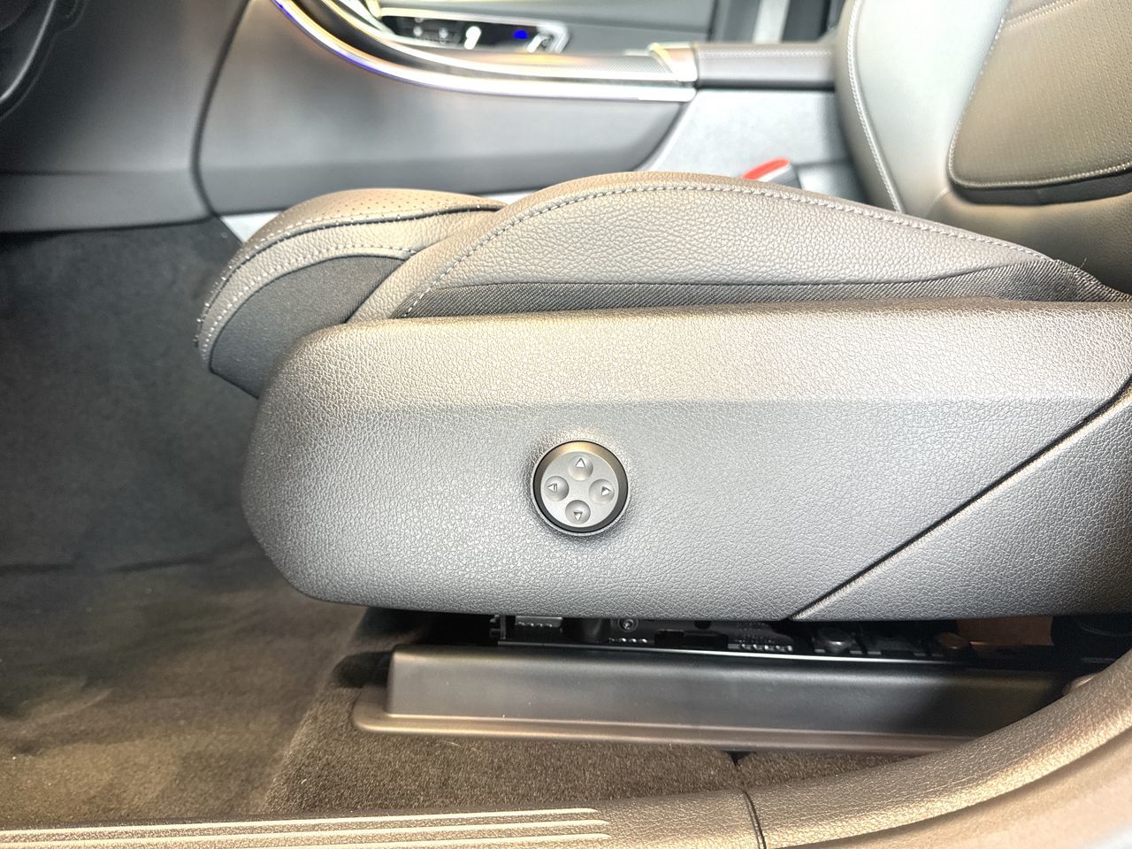 2026 Mercedes-Benz GLC in Vancouver, British Columbia