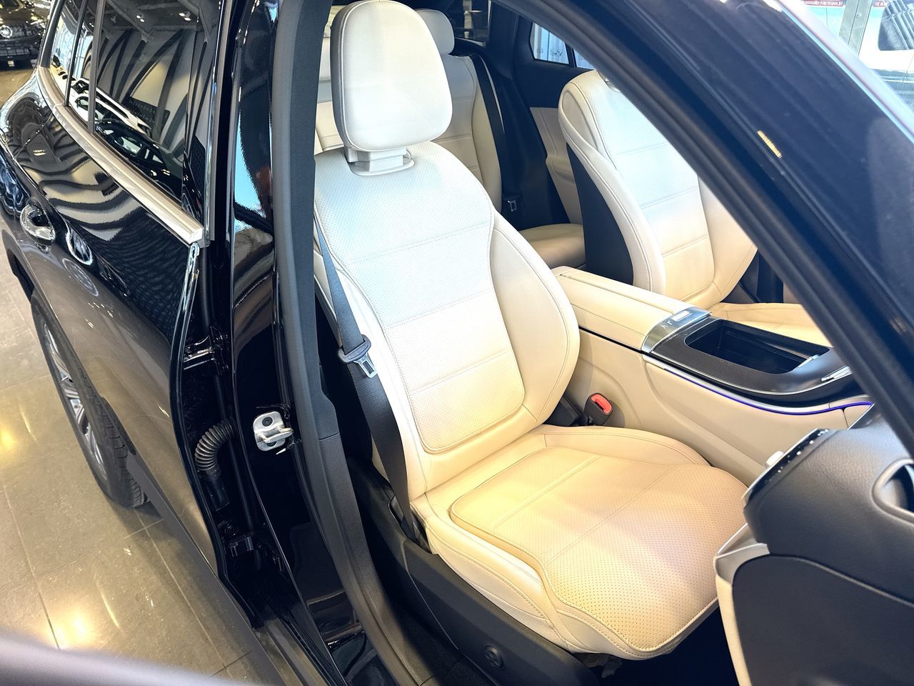 2026 Mercedes-Benz GLC in Vancouver, British Columbia