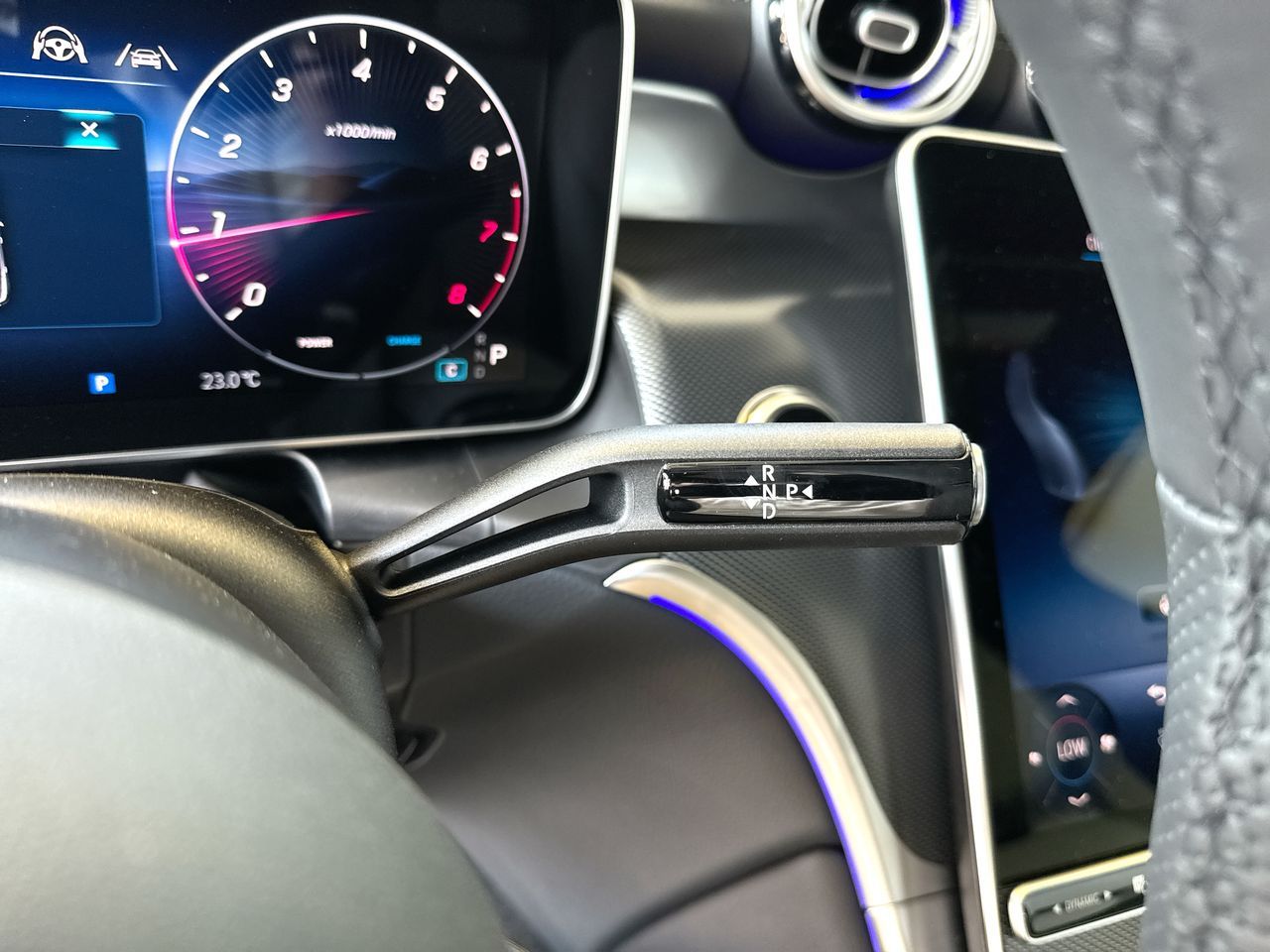 2026 Mercedes-Benz GLC300