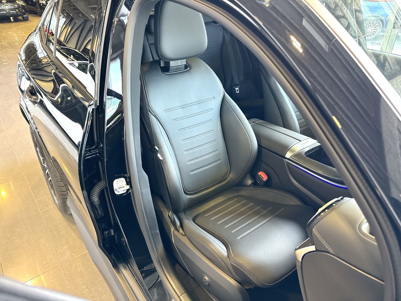 2027 Mercedes-Benz GLC