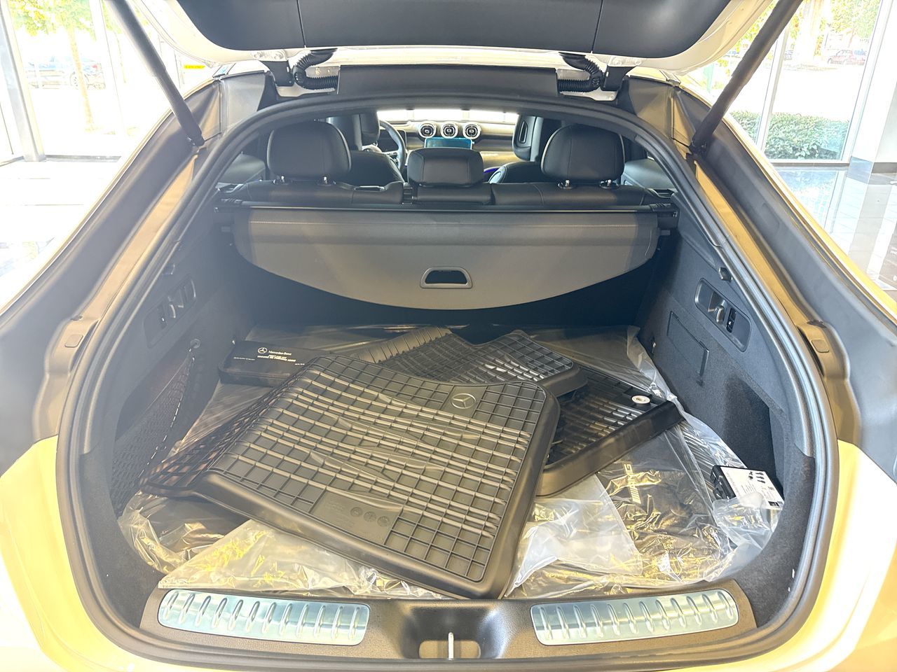2027 Mercedes-Benz GLC