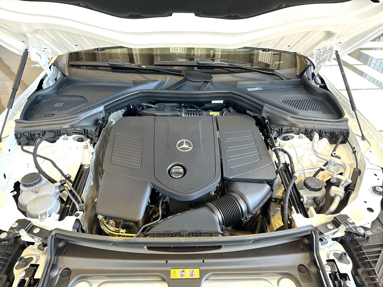 2027 Mercedes-Benz GLC