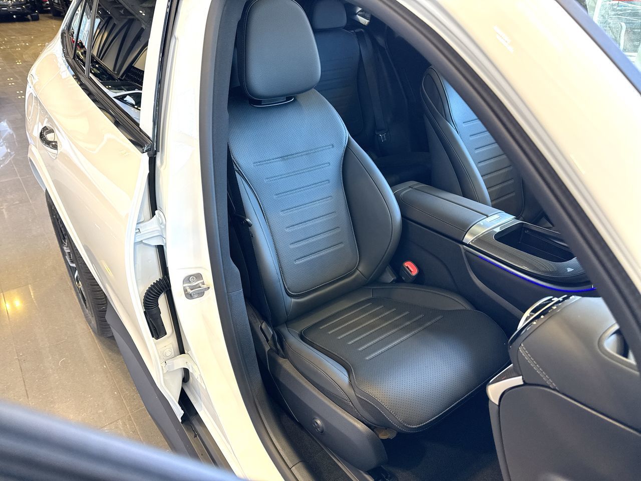 2027 Mercedes-Benz GLC