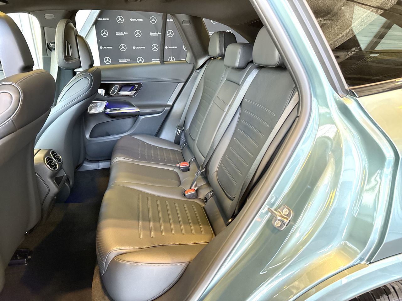 2027 Mercedes-Benz GLC