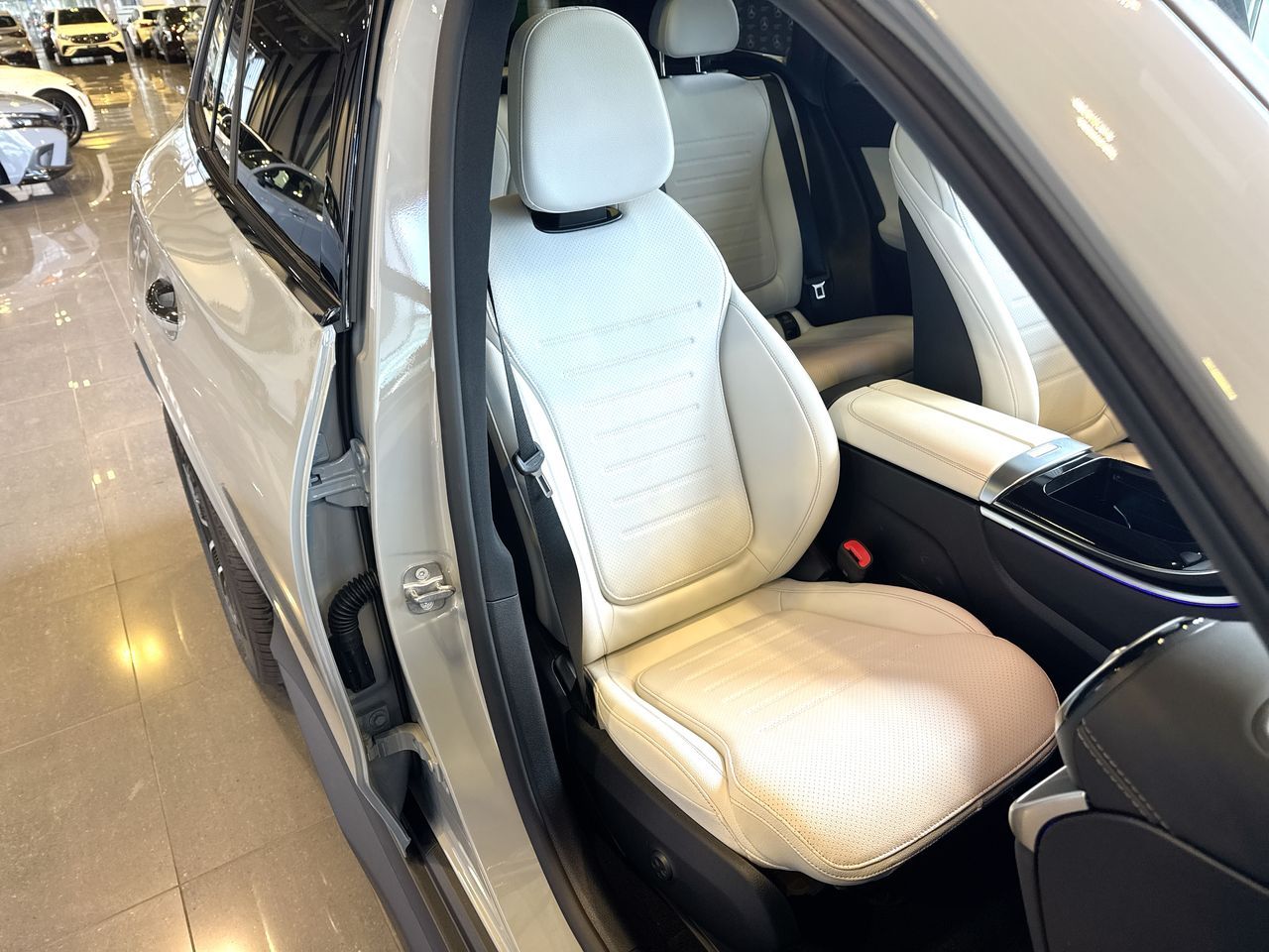 Mercedes-Benz GLC  2027 à Vancouver, Colombie-Britannique