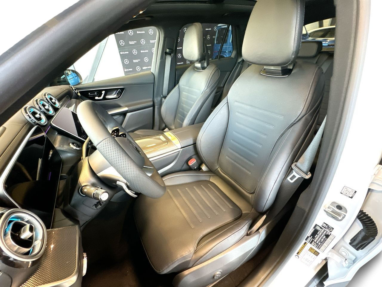 2025 Mercedes-Benz GLC350e in Vancouver, British Columbia