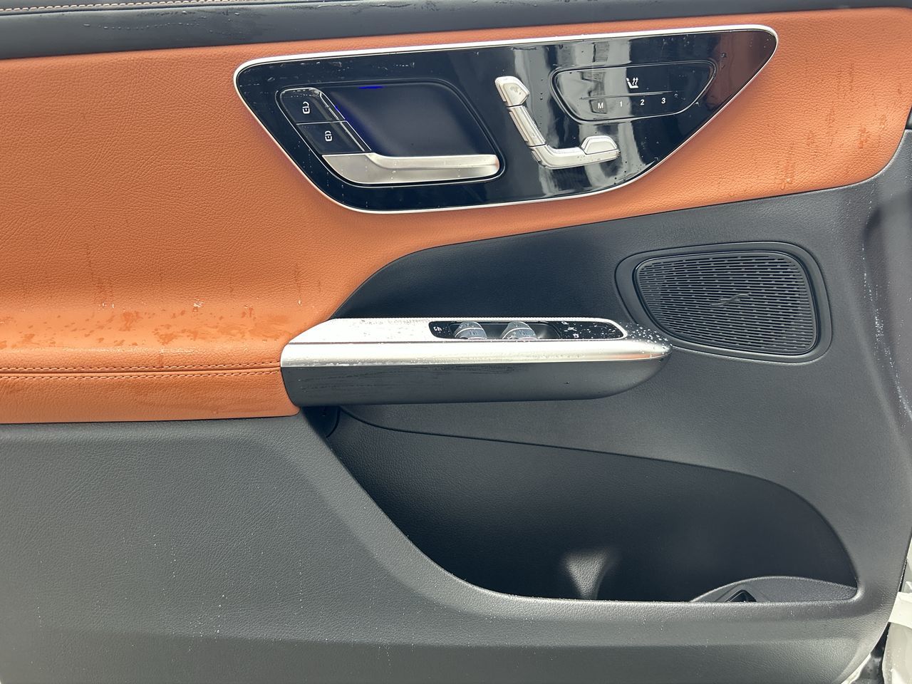 2025 Mercedes-Benz GLC350e