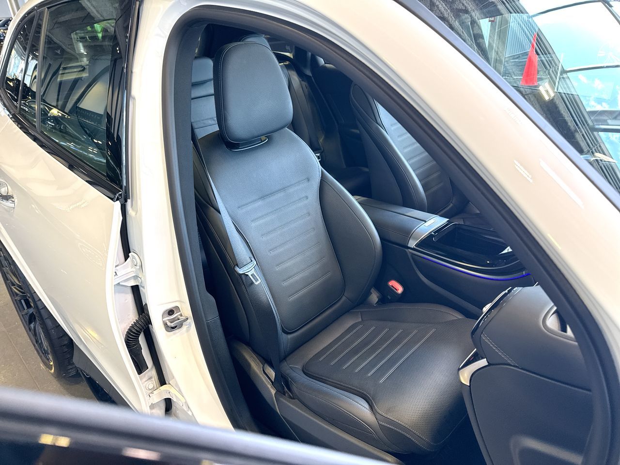 2025 Mercedes-Benz GLC43 AMG