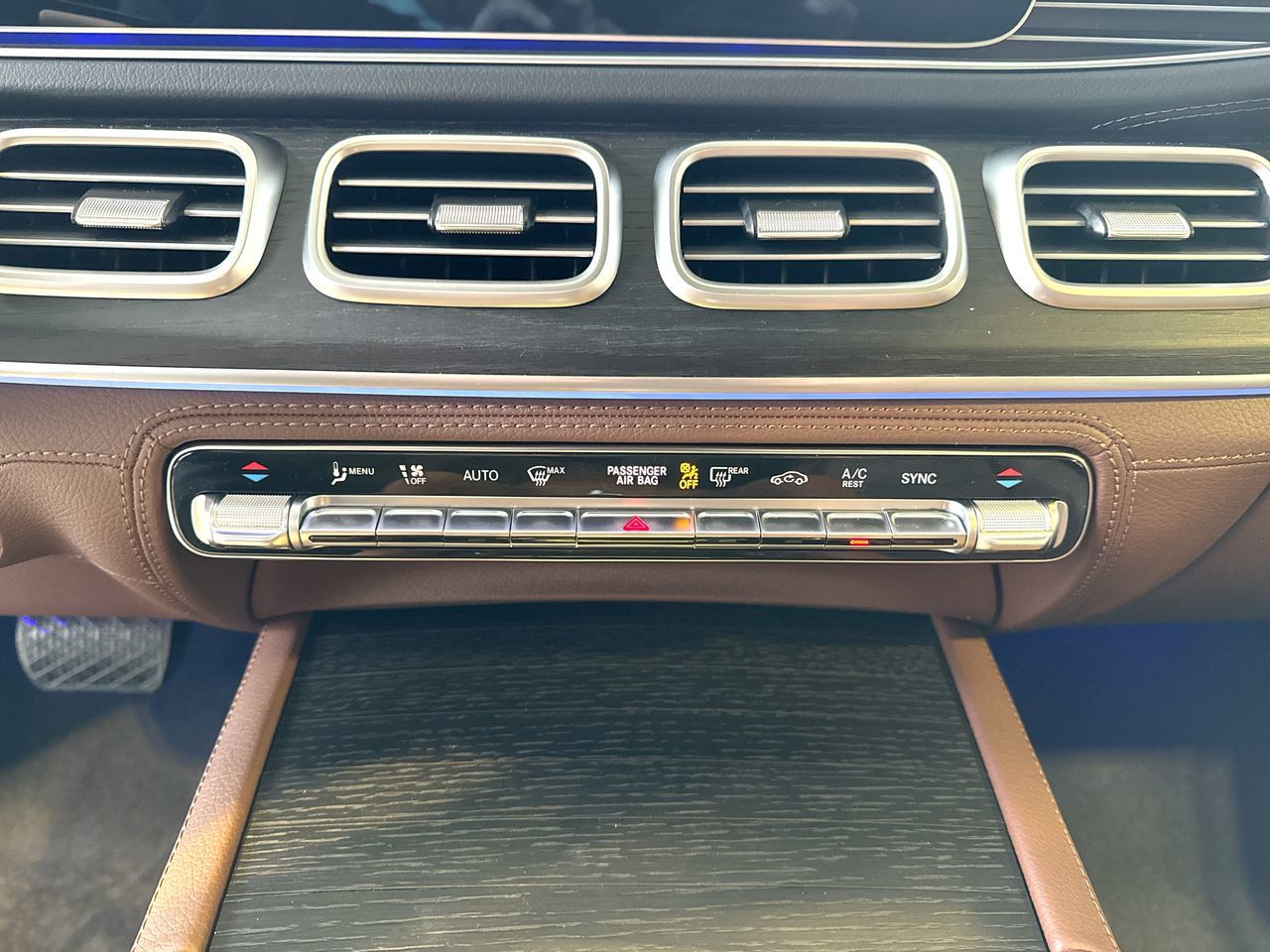 2026 Mercedes-Benz GLE in Vancouver, British Columbia