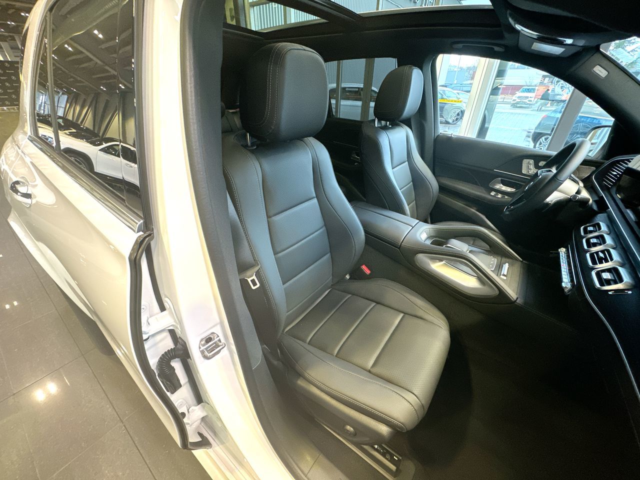 2025 Mercedes-Benz GLE Plug-in-Hybrid in Vancouver, British Columbia
