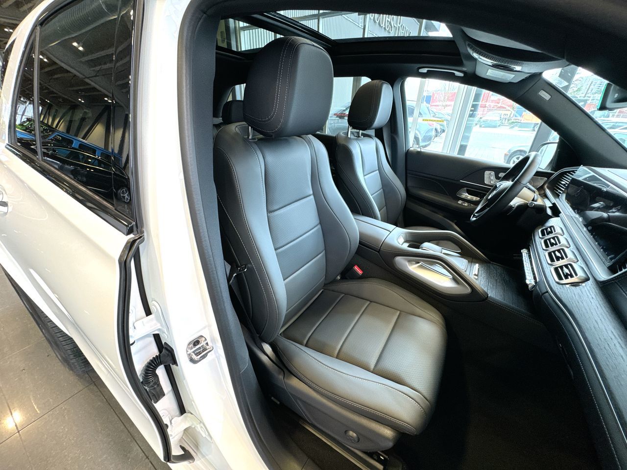 2025 Mercedes-Benz GLE Plug-in-Hybrid in Vancouver, British Columbia