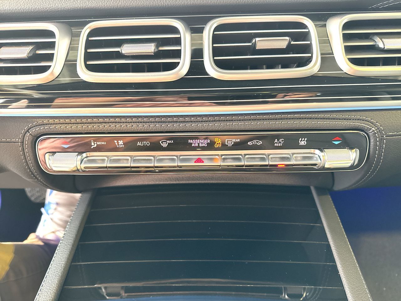 2026 Mercedes-Benz GLE Plug-in Hybrid in Vancouver, British Columbia