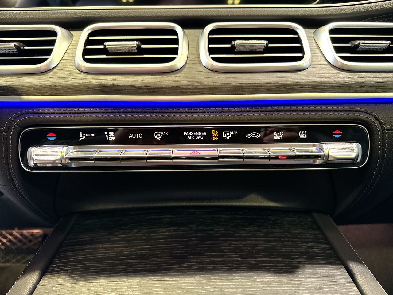 2026 Mercedes-Benz GLE Plug-in Hybrid in Vancouver, British Columbia