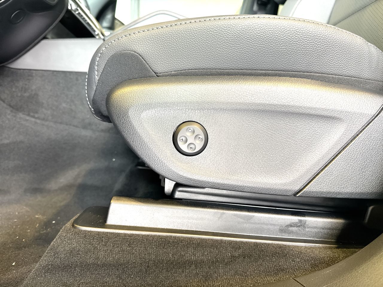 2026 Mercedes-Benz GLE Plug-in Hybrid in Vancouver, British Columbia