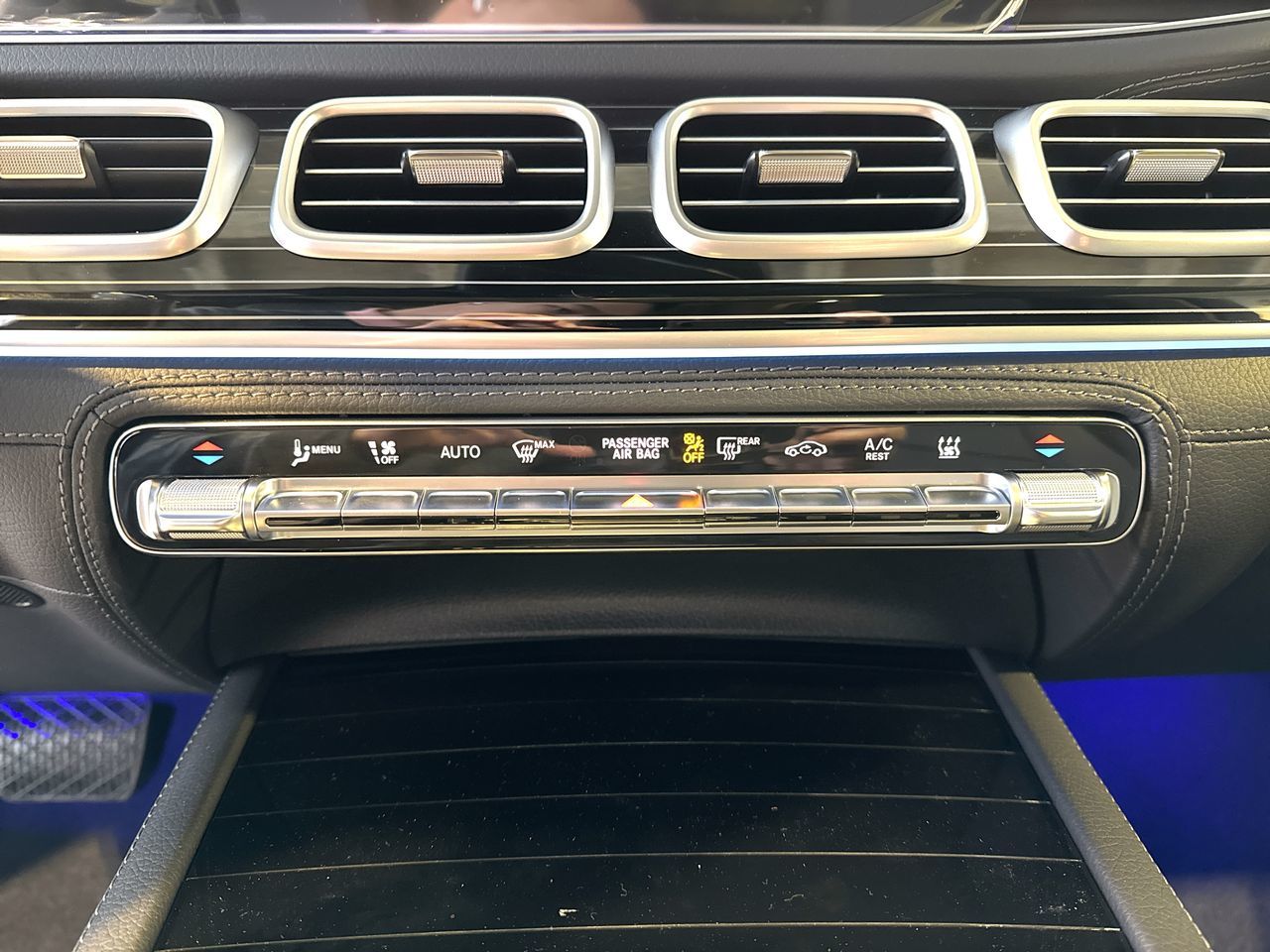 2026 Mercedes-Benz GLE Plug-in Hybrid in Vancouver, British Columbia