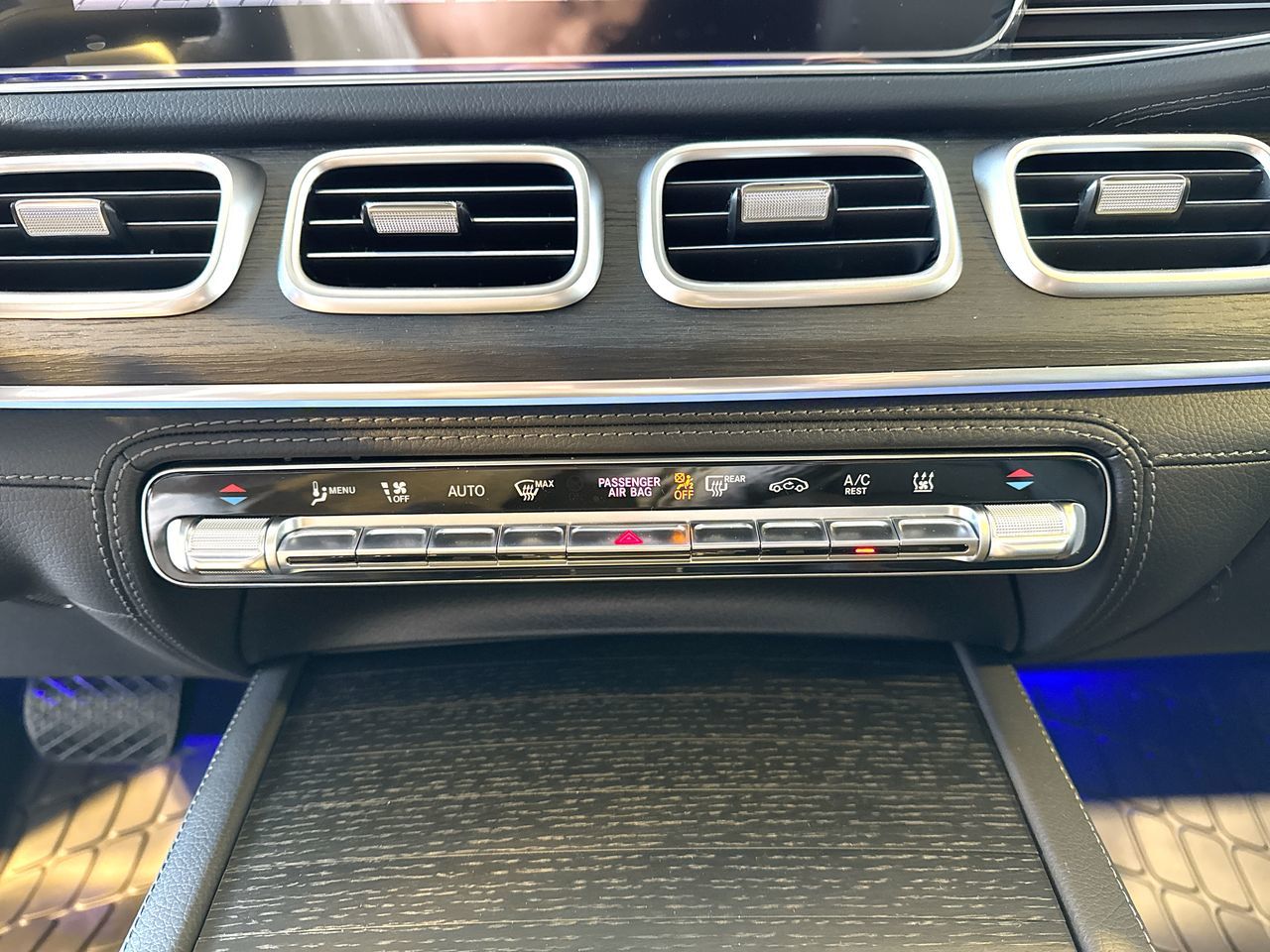 2026 Mercedes-Benz GLE Plug-in Hybrid in Vancouver, British Columbia