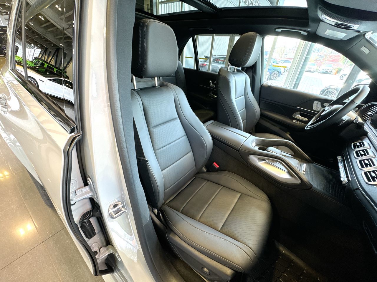 2025 Mercedes-Benz GLE in Vancouver, British Columbia