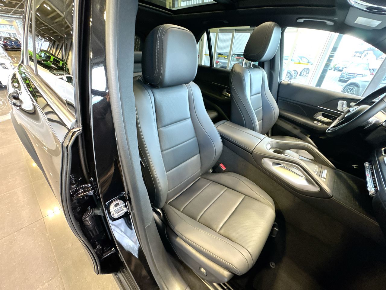 2025 Mercedes-Benz GLE in Vancouver, British Columbia