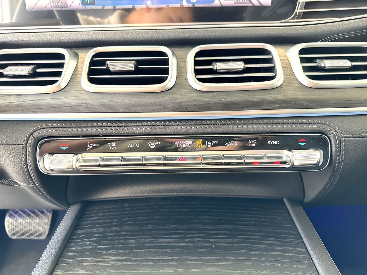 2025 Mercedes-Benz GLE in Vancouver, British Columbia