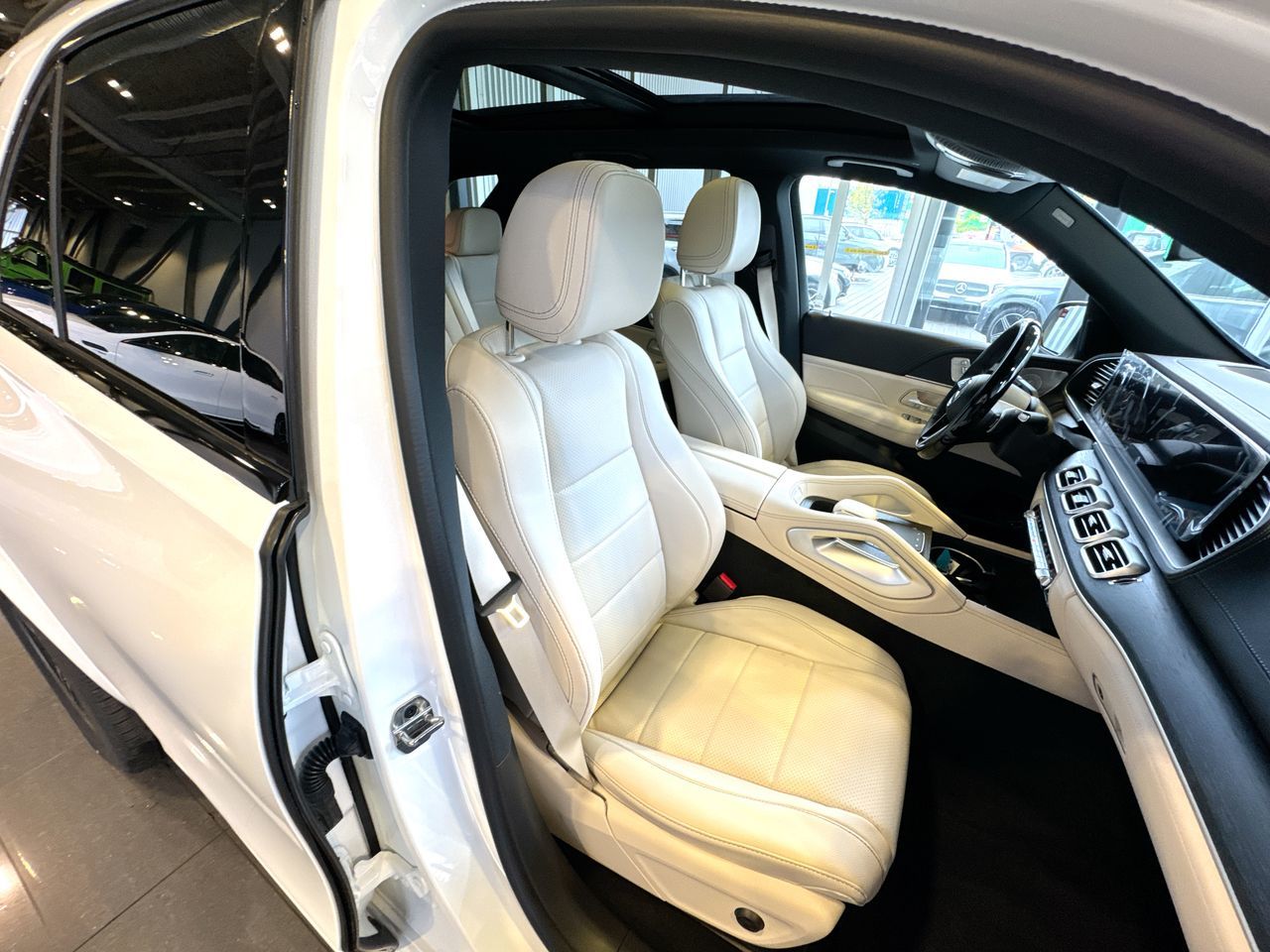 2025 Mercedes-Benz GLE in Vancouver, British Columbia