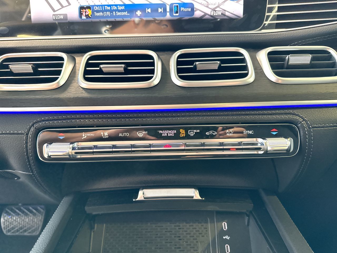 2025 Mercedes-Benz GLE in Vancouver, British Columbia