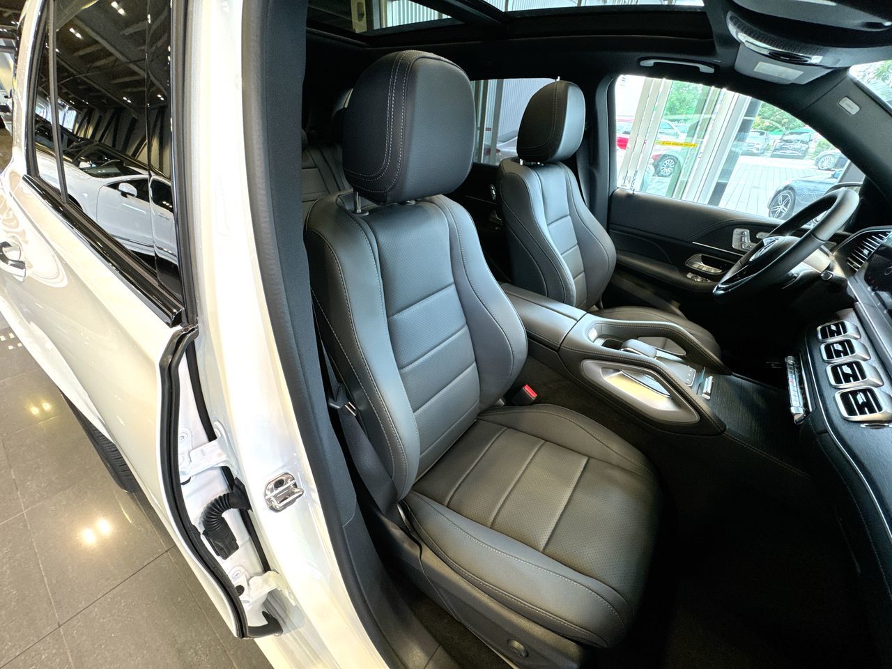 2025 Mercedes-Benz GLE in Vancouver, British Columbia