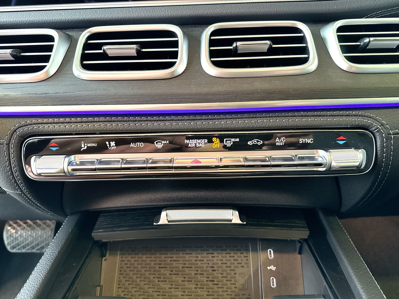 2025 Mercedes-Benz GLE in Vancouver, British Columbia