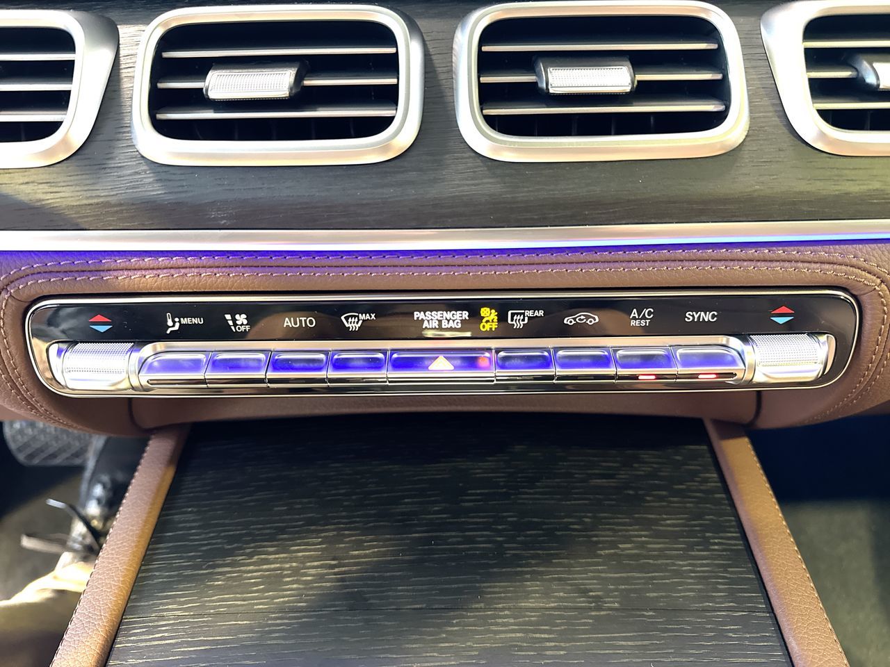 2026 Mercedes-Benz GLE in Vancouver, British Columbia